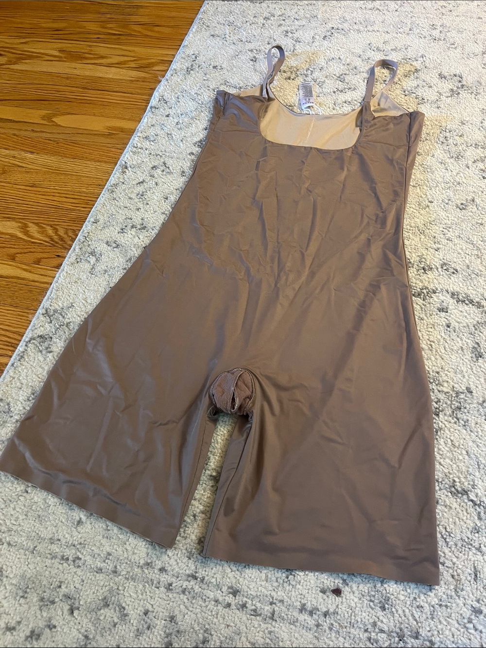 Spanx Two-Timing Open-Bust Bodysuit 1x Reversible Mid Thigh